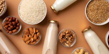 Loại sữa hạt chứa nhiều giá trị dinh dưỡng cao, lại dễ chế biến