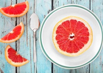 Trong bưởi có nhiều vitamin C