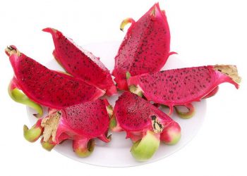 Thanh long ruột đỏ còn được ưu ái gọi là thanh long Nữ Hoàng